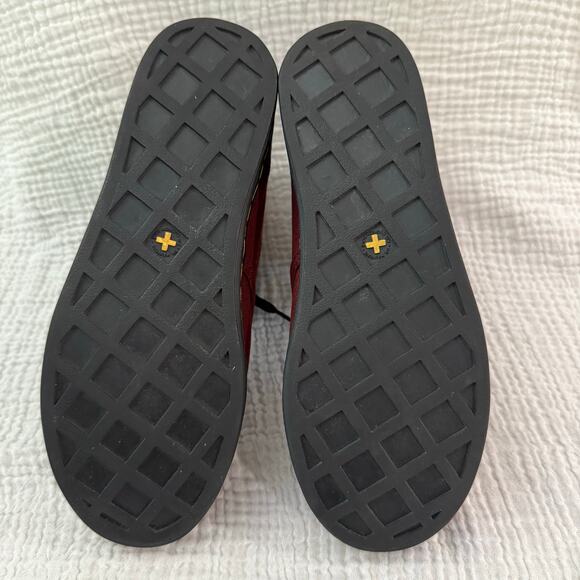 Dr Martens Shoreditch Canvas High Top Size US 6 EU 37 Red Burgundy - Picture 9 of 9